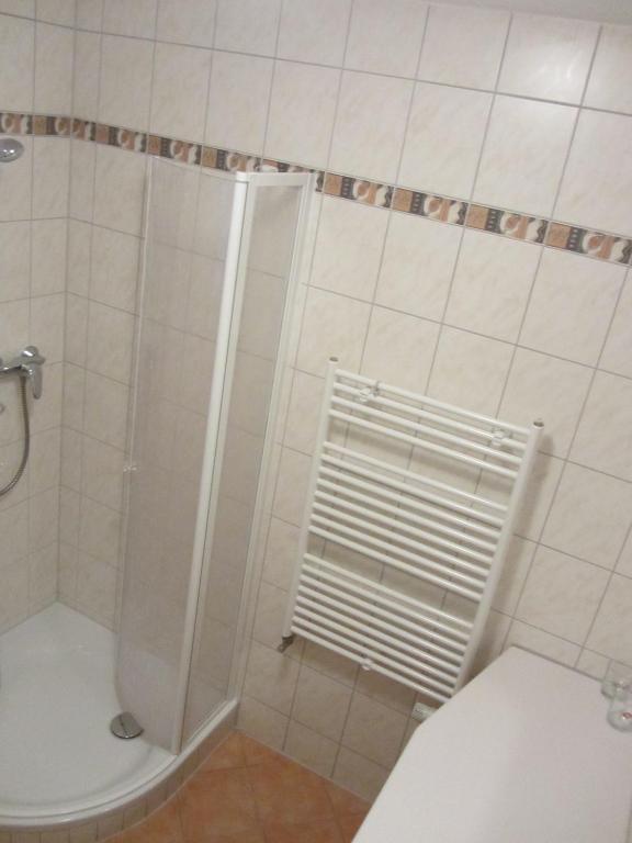 Pension Zur Alten Schmiede Цвізель Номер фото